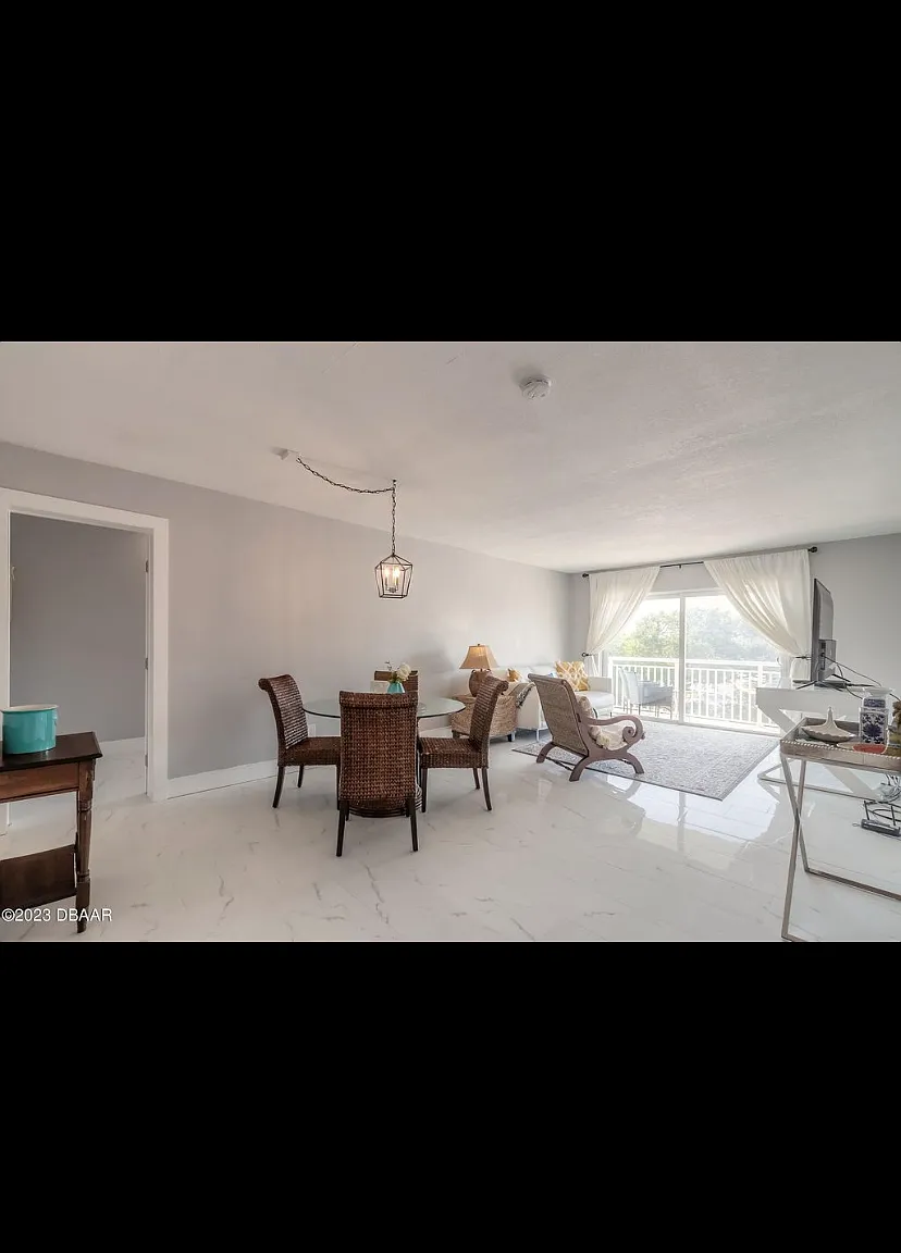 100 Silver Beach Ave — Photo 4