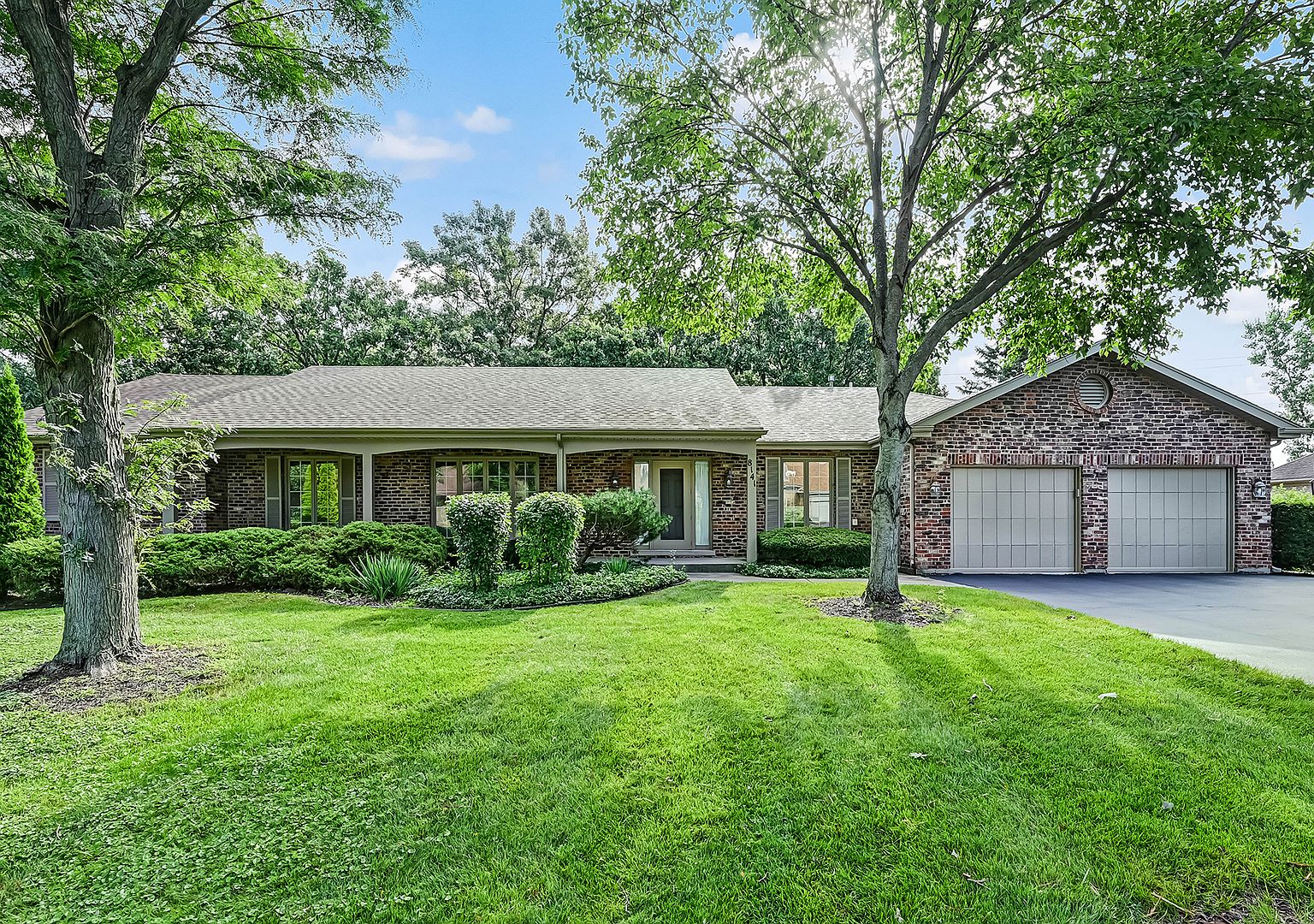 8141 Ridgepointe Dr, Burr Ridge, IL 60527 | Zillow