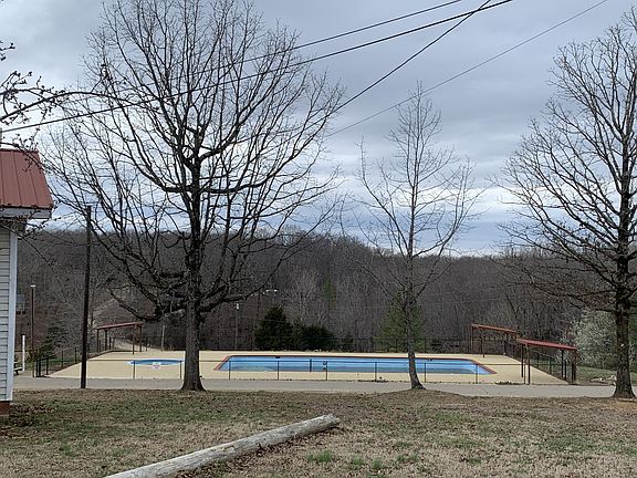4th image of Oak Ct