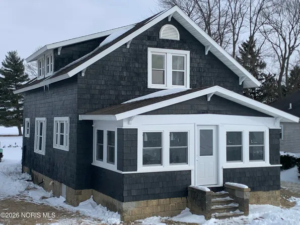 8205 Independence Rd, Defiance, OH 43512