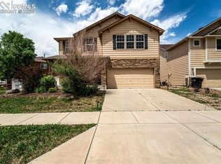 2706 Winterbourne St, Colorado Springs, CO 80910