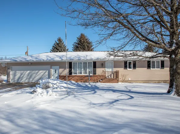 1118 Parklane Rd, Oelwein, IA 50662