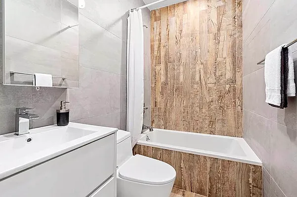 Rented by ERNY LLC | media 16