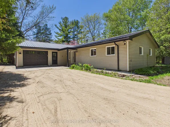 375 Lake Range Dr, Huron Kinloss, ON N0G 2R0