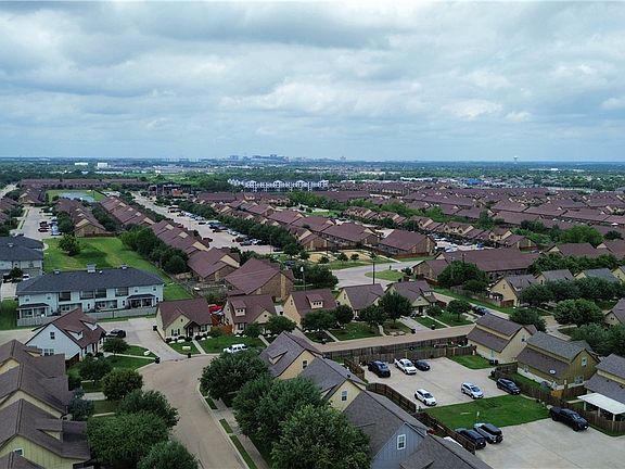 2nd image of 3360 Keefer Loop