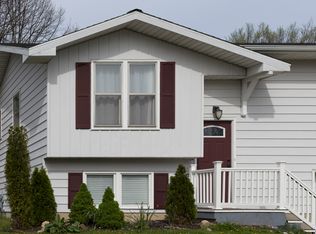 1381 Beckwith Ave NE, Grand Rapids, MI 49505