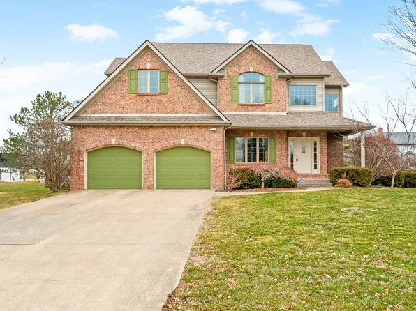 685 Greystone Ct, Columbus, IN 47201