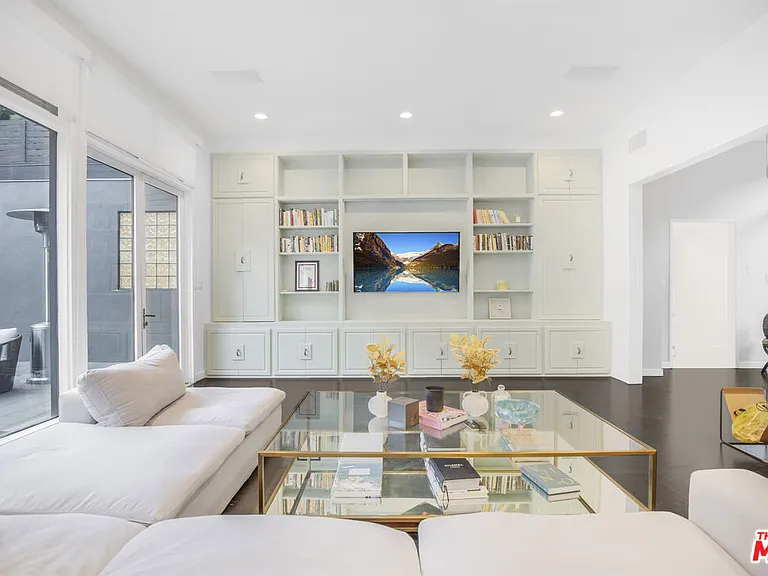 1833 Franklin Canyon Dr — Photo 4