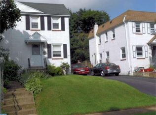 183 Crum Creek Dr, Woodlyn, PA 19094