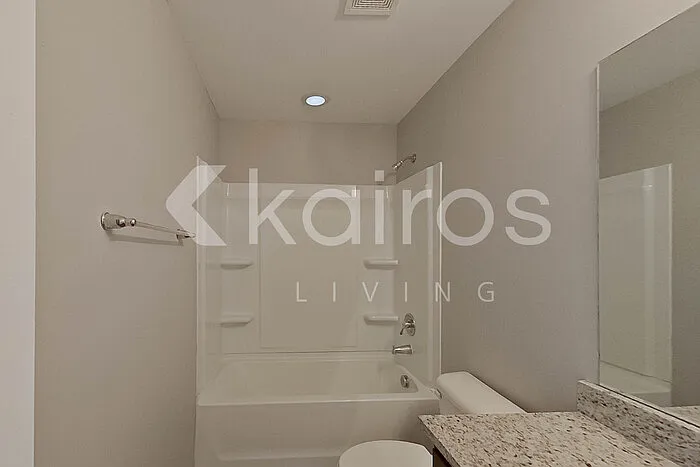 101 Saint Matthew Way — Photo 22