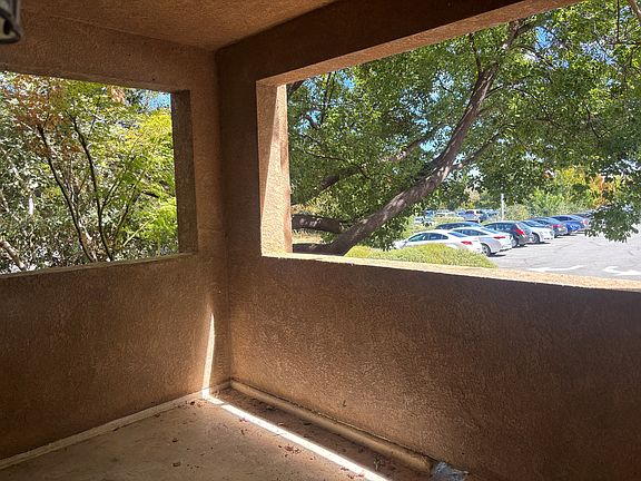 3rd image of 748 Stubbs Rd #748