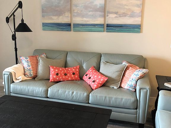 5th image of 602 Shorewood Dr Unit 505