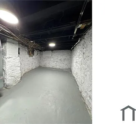 1700 Ashburton St — Photo 15