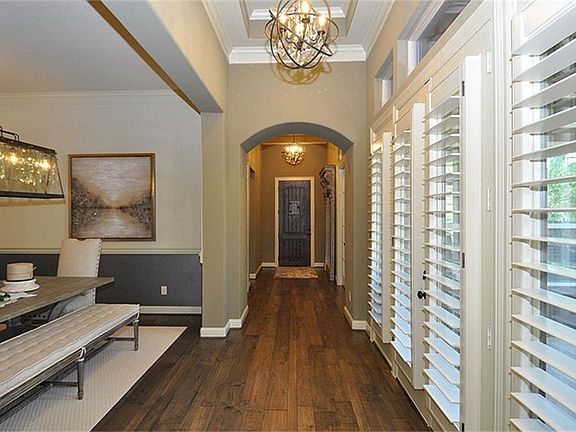 4th image of 2908 S Cotswold Manor Dr