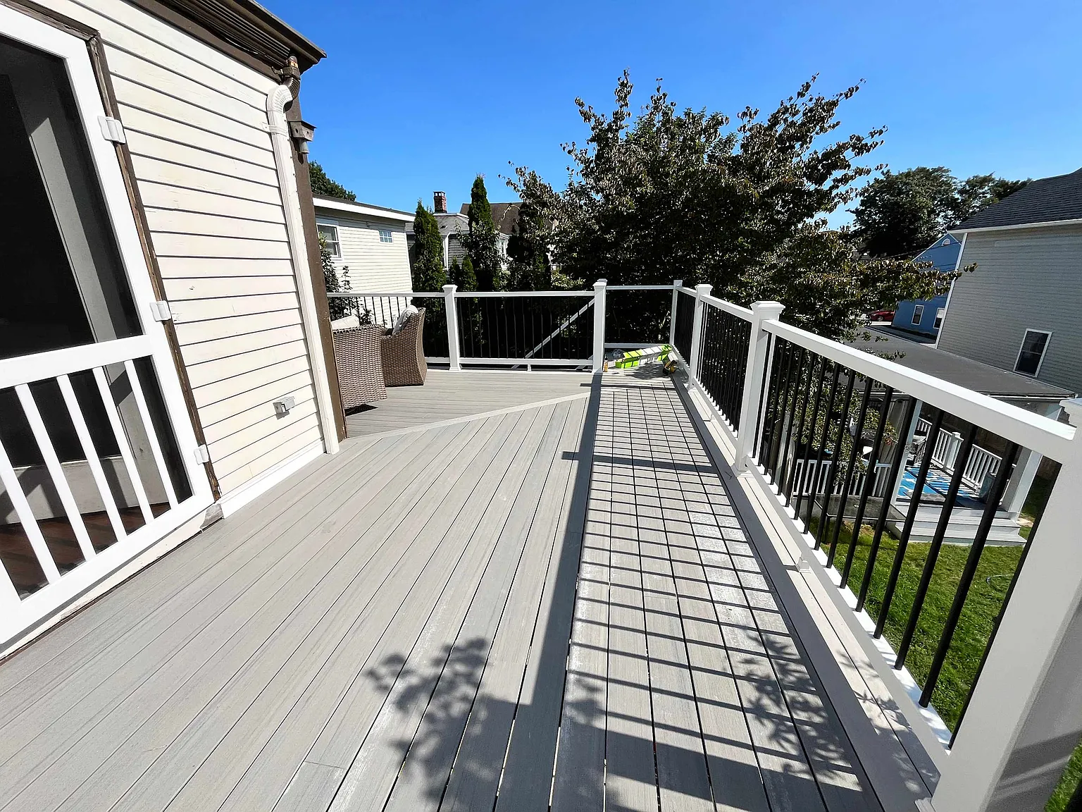 3 bed, 1000 sqft, $4,000 — Photo 3