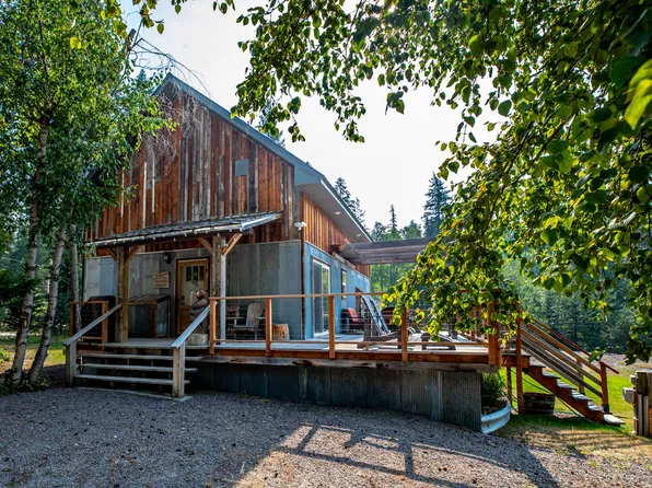 260 Potter Ln, Columbia Falls, MT 59912