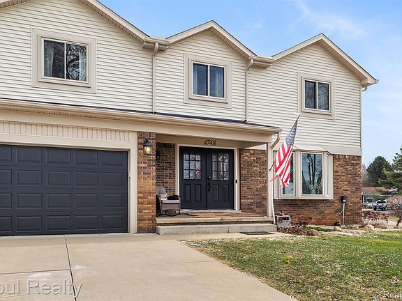 4th image of 4748 Ravinewood Dr