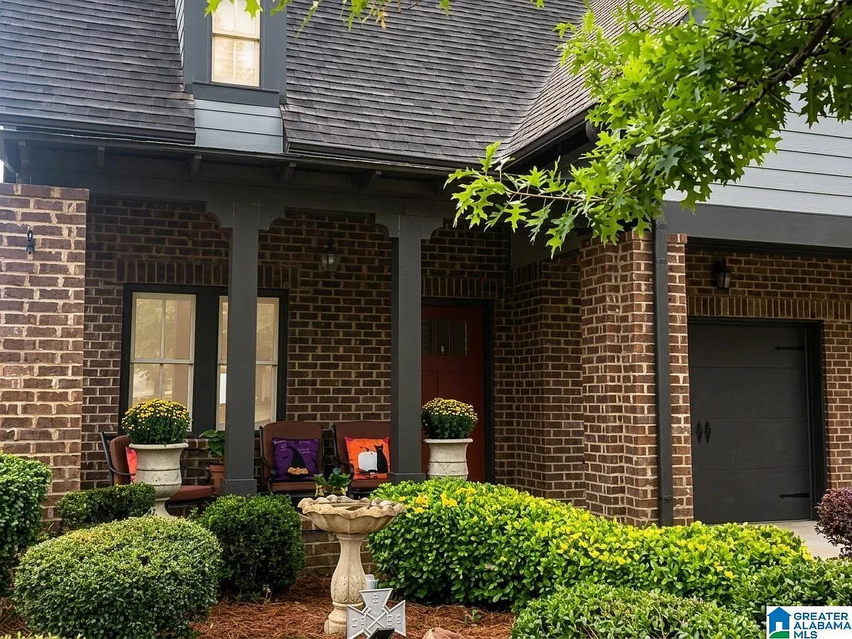 4 bed, 3.0 bath, 2667 sqft, $3,000 — Photo 3