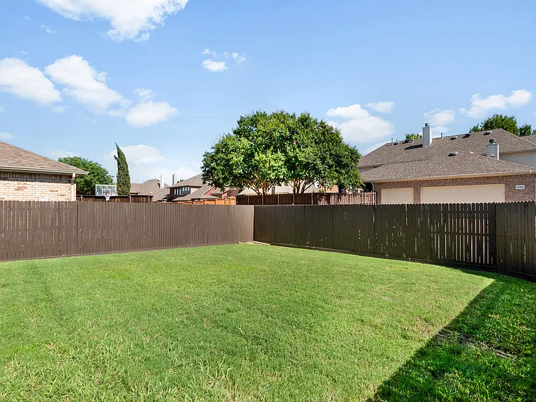 14895 Farmcote Dr — Photo 39