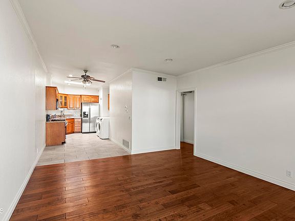 3rd image of 3001 W Isle Way #B