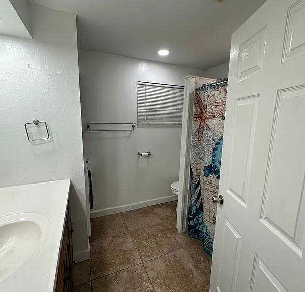 2308 Shelley St — Photo 6