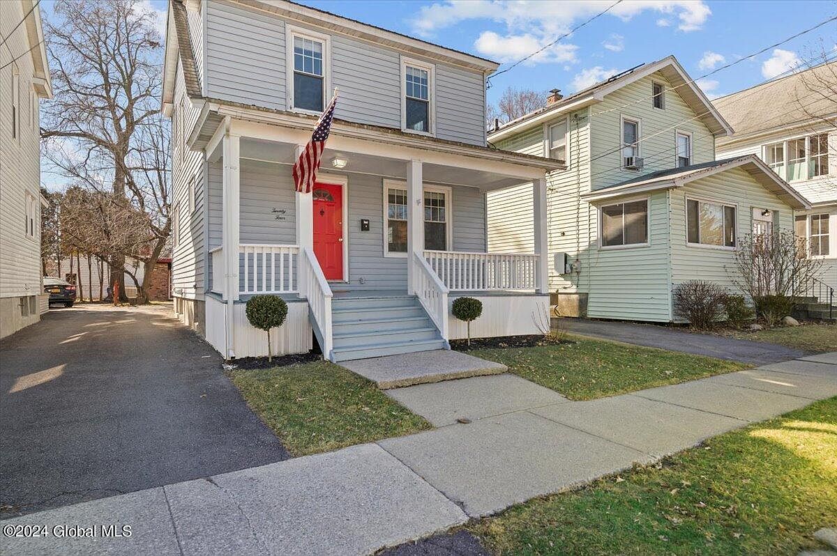 1st image of 24 Mapleridge Avenue