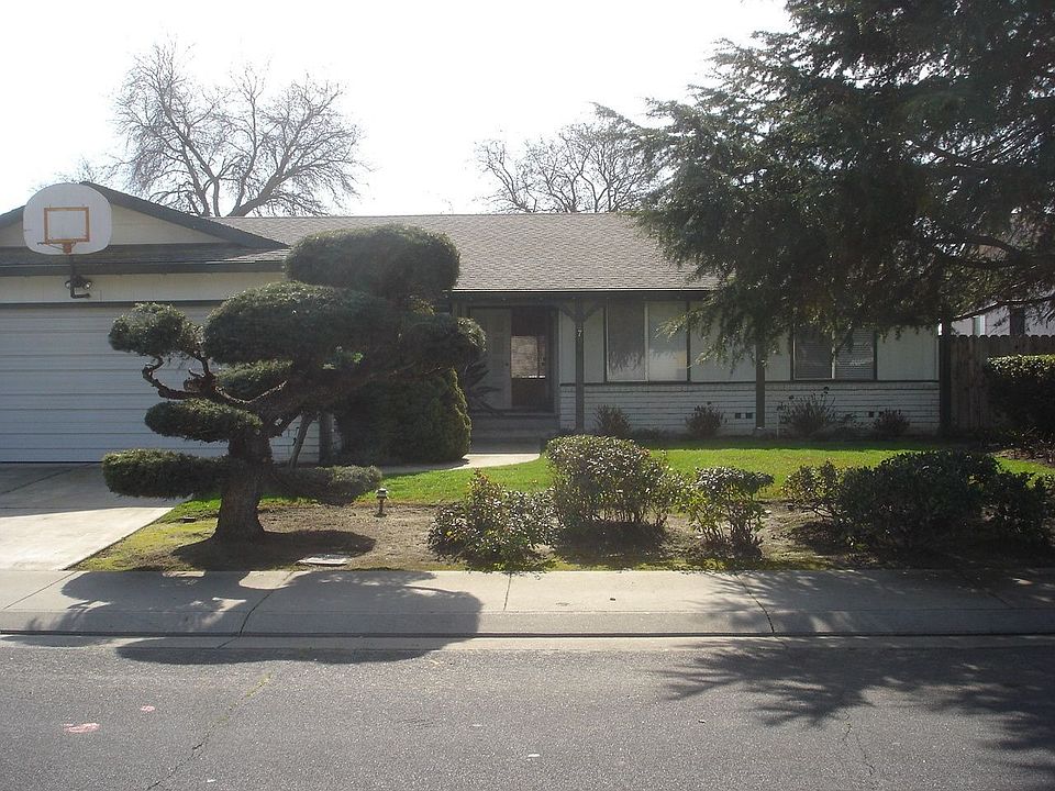1st image of 2702 Bunker Hill Dr