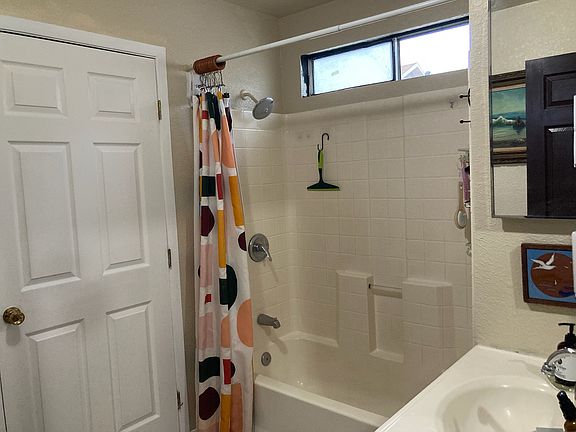 5th image of 2620 S Rimpau Blvd