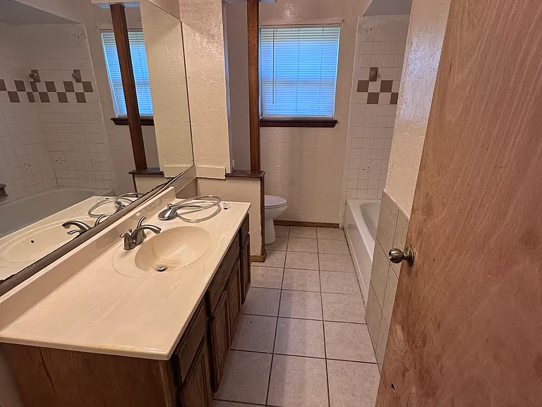 2720 Zachary Pl — Photo 8