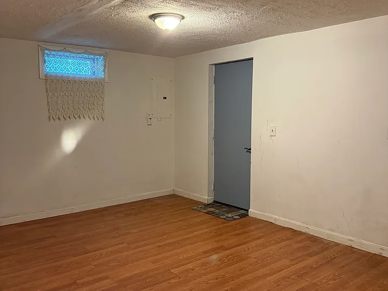 23 Vincent Cir #23 — Photo 17