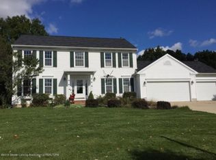 3260 Crofton Dr, Dewitt, MI 48820