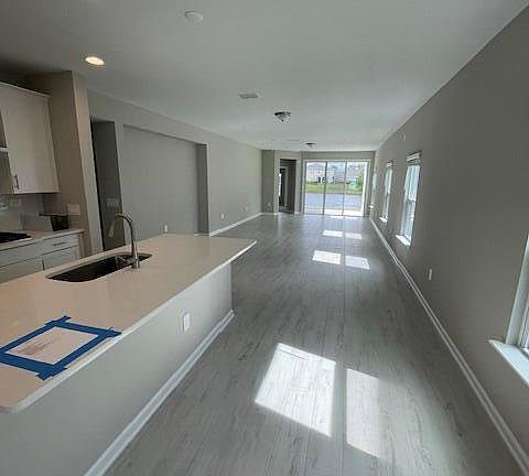 2nd image of 160 FARMFIELD Drive #78