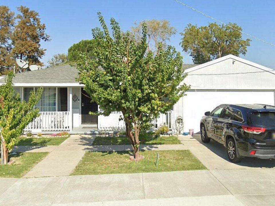 1st image of 213 El Camino Dr
