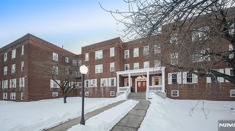 1st image of 155 Union Ave APT 201