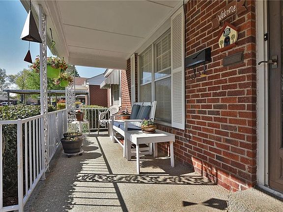 2nd image of 5105 S Francis Ave