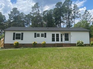 16 Pine Haven Dr, Sanford, NC 27332