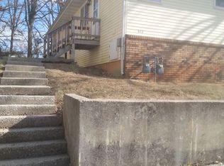 312 S 9th Ave, Ozark, MO 65721