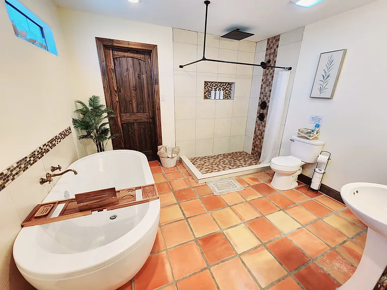 2385 Old Pioneer Rd — Photo 14
