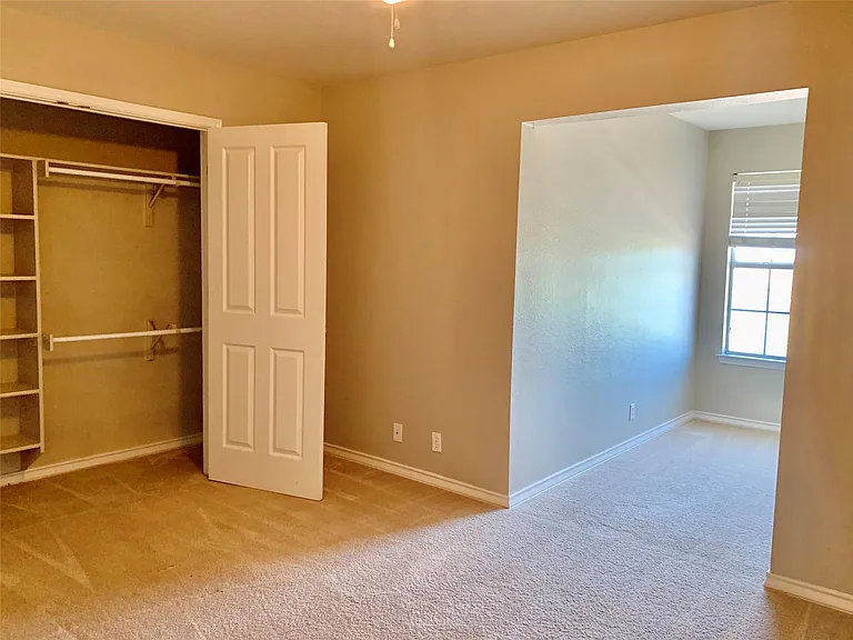 220 Sandstone Dr #A — Photo 11