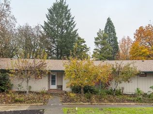 1215 E 4th St, Newberg, OR 97132