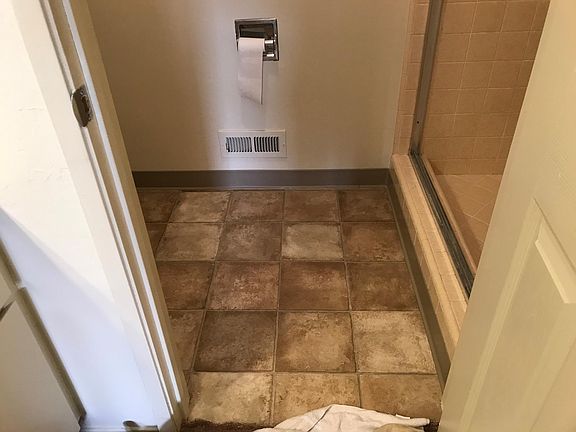 4th image of 164 Michael Dr