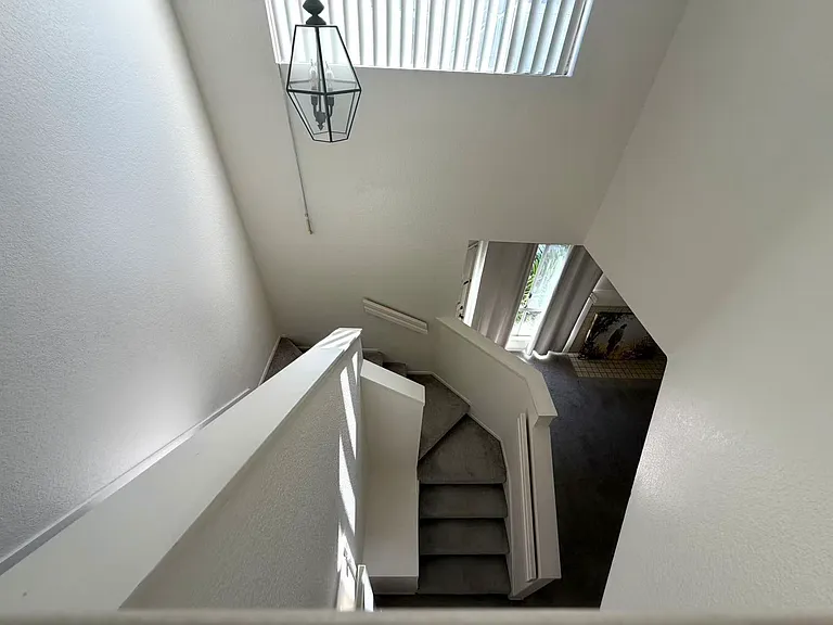 194 Greenmoor #85 — Photo 16