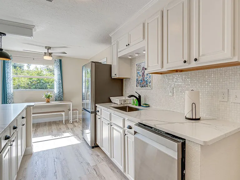 5065 White Ave — Photo 5