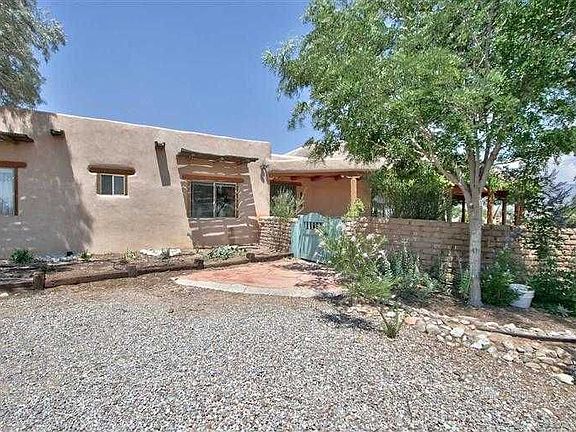 2nd image of 160 Tierra Encantada