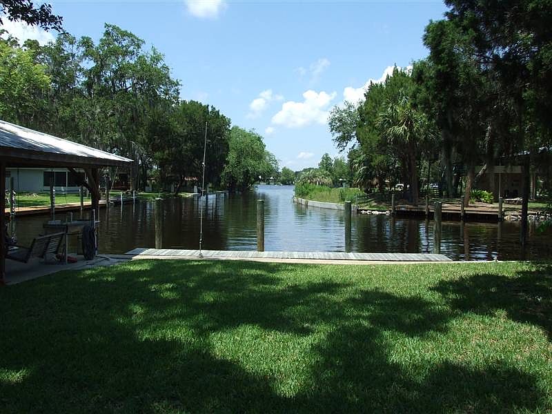 1st image of 5582 S Island Dr