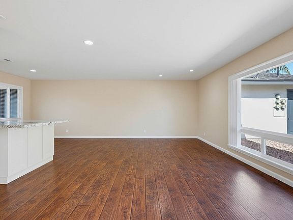 5th image of 1903 E 19th St #4