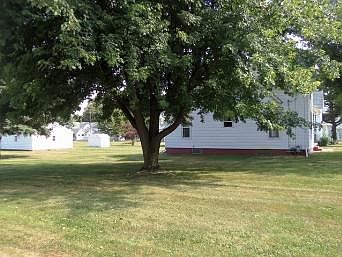 5th image of 906 N Burr Blvd