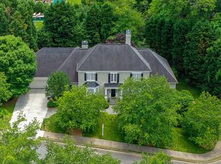 1320 Twelve Oaks Cir NW, Atlanta, GA 30327