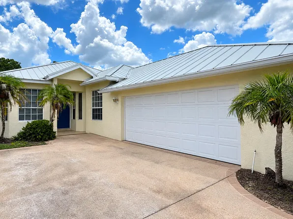 9437 POINCIANA Court, Fort Pierce, FL 34951
