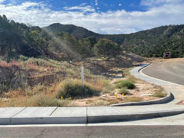 1930 N Pinyon Grove Cir E, Cedar City, UT 84720